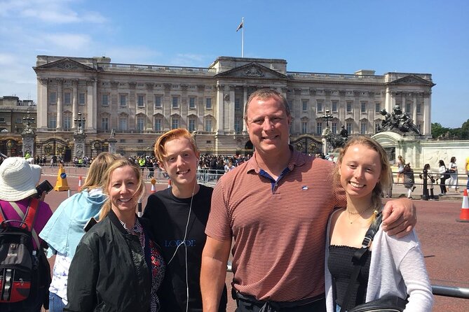 London Highlights Family-Friendly Walking Tour with Top Guide - Parliament gets its own look