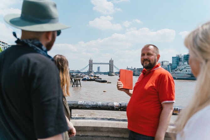 London in One Day: Tour Royal Westminster and the Square Mile - Buckingham Palace and the royal quarter