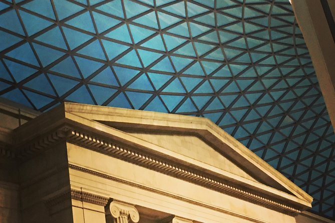 London Introduction Walking Tour - Whitehall, Horse Guards, and Downing Street