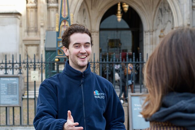 London: Landmarks Walking Tour & Harry Potter Walking Tour - Trafalgar Square, Piccadilly Circus, and the Strand
