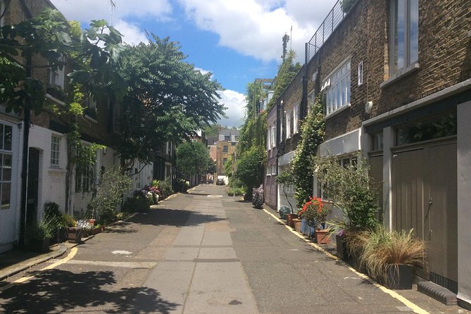 London Literary Private Walking Tour Of Bloomsbury - Russell Square and Arthur Conan Doyle