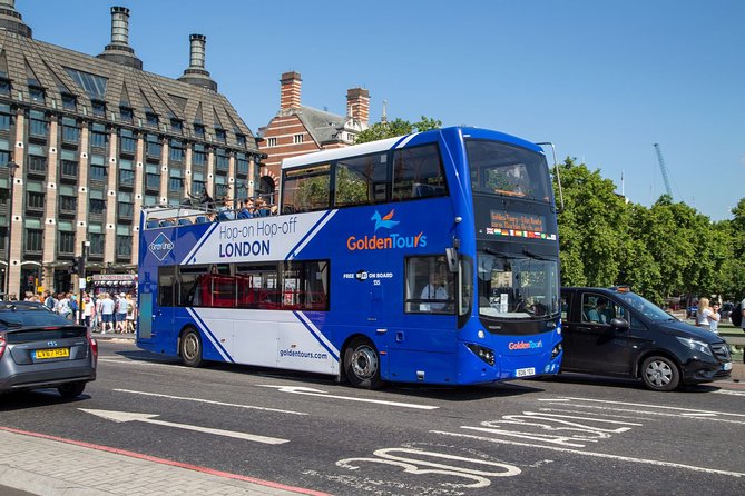London Panoramic Open Top Bus Tour with Audio Guide - Trafalgar Square and the city center