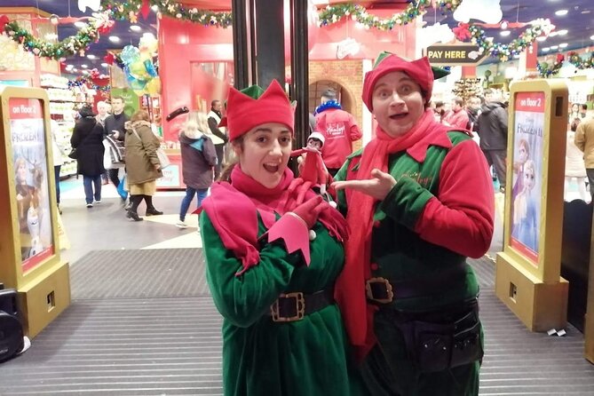 London Private Christmas Lights Taxi Tour with Pick Up - Carnaby Street trades scale for character