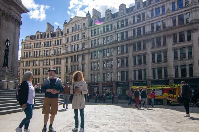 London Private One Day Tour with a Local, Highlights & Off-the-Beaten-Path - What the $352.99 price buys you