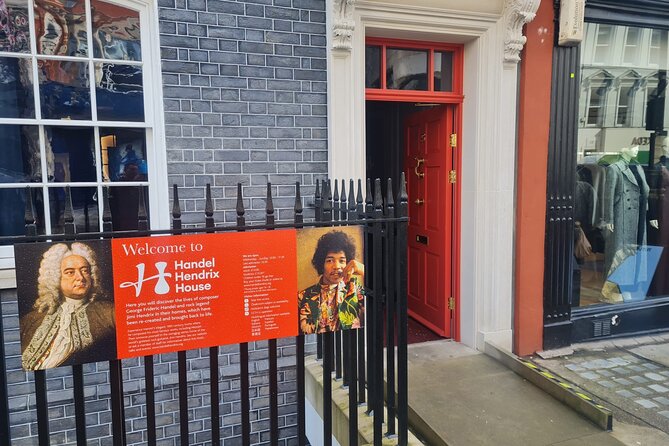 London Rock N Roll Beatles Private Black Cab Tour - Montagu Square and the private side of Beatles history