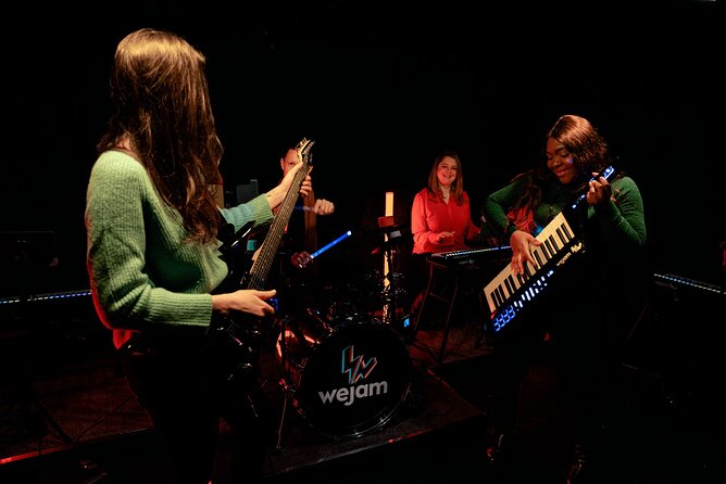 London: Rock On! Camden's Interactive Rockstar Experience - Recording the final performance