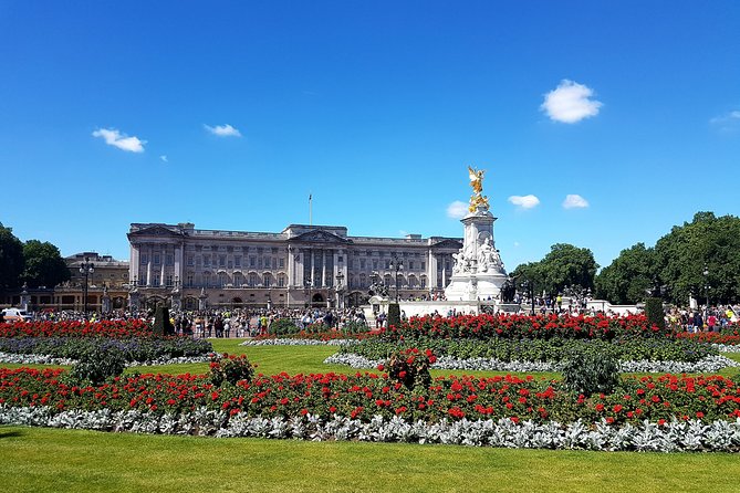 London's Amazing Palaces & Parliament : Private Tour - Green Park to Buckingham Palace