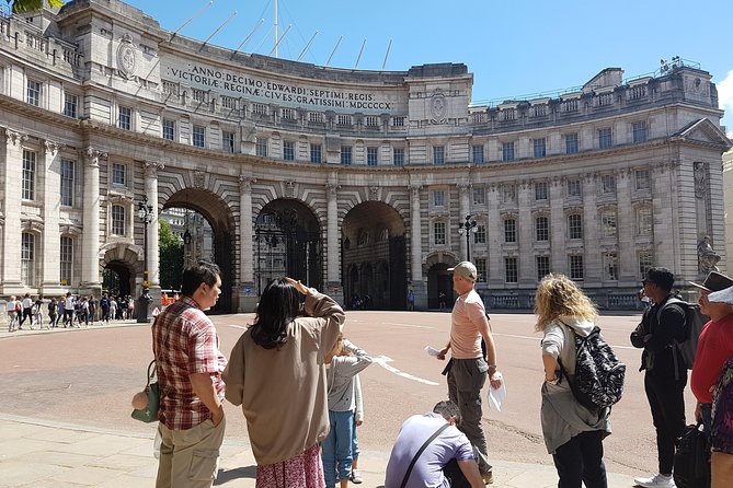 London's Amazing Palaces & Parliament : Private Tour - A note about cancellations and public events