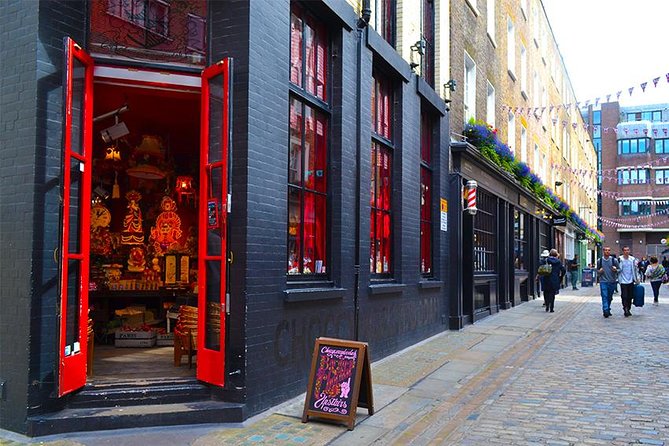 London’s Chinatown Food Experience - Street food, small bites, and choosing your own pace