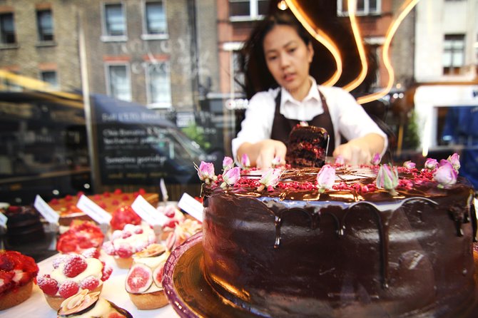 London’s Chinatown Food Experience - Gerrard Street and the first food stops
