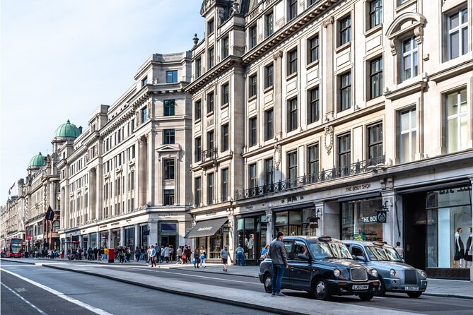 London’s Crown Secret: Self-Guided Royal Puzzle Quest - A memorial with a royal family connection