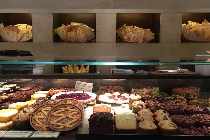 London’s Sweet Treats And Desserts Tour with a Local Tailored to Your Tastes - Six tastings, one hot drink, and what you may still pay for