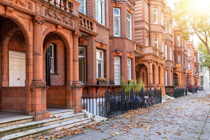 London Scavenger Hunt and Highlights Self-Guided Tour - The value of a $3.49 activity