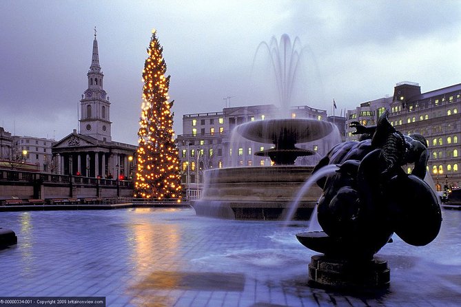 London Sights and Sounds on Christmas Day Afternoon Guided Tour - The Tower of London and its darker stories