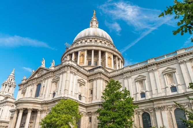 London Sightseeing Walking Tour with 30+ sights - Whitehall, St. James’s, and royal London