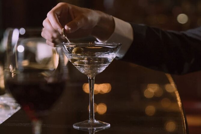 London Spy Experience with Tour Vesper Martini and Dinner - St James’s Park, the War Office, and the Air Ministry
