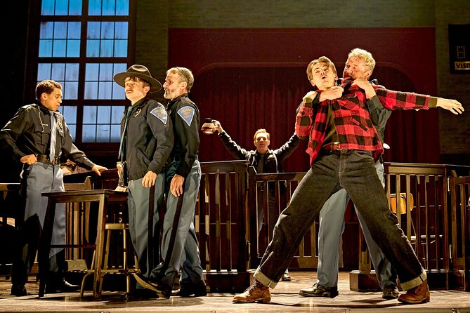 London Theatre: Stranger Things: The First Shadow - Picking the right seat at the Phoenix Theatre