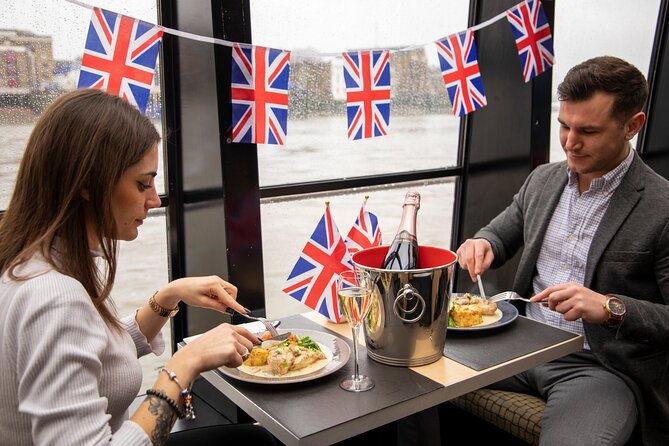 Lunch River Cruise on the Thames with 2-Course Meal - Seating, comfort, and onboard atmosphere