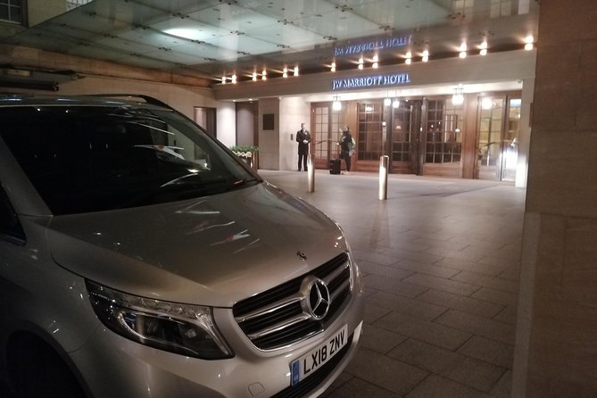 Luxury Private Vehicle Day Hire:London to London Stopover Windsor and its Castle - Why Windsor Castle works well as a London day trip