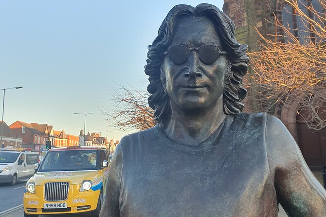 Mad Day Out Beatles Taxi Tours in Liverpool, England - Mendips and the homes of John and George