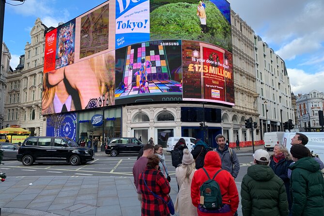 Magical Movies of London Harry Potter Tour - Trafalgar Square and the city’s big public stage
