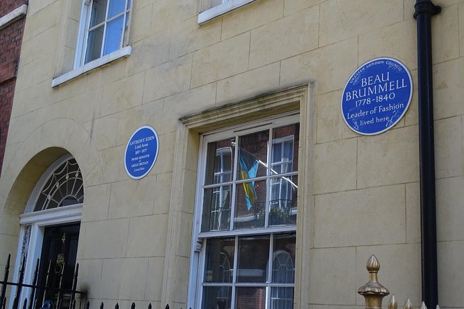 Mayfair, London's famous aristocratic village - Exclusive, Private Walking Tour - Burlington Arcade and its watchful Beadles