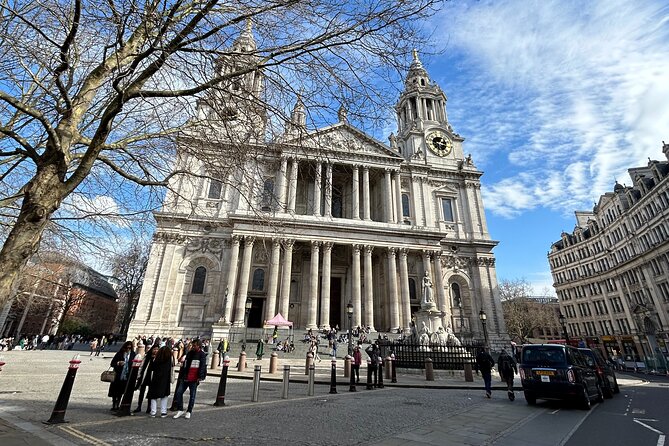 Medieval London Walking Tour Oxford PhD Historian Guide - Temple Church and the Knights Templar