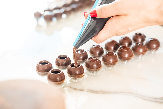 Melt Chocolate's Magical Master Class - Making two dark chocolate bars
