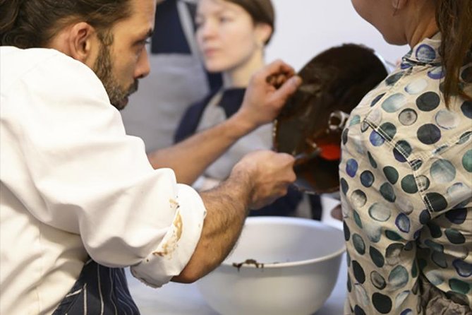 Melt Chocolate's Magical Master Class - Filling bonbons with ganache and praline