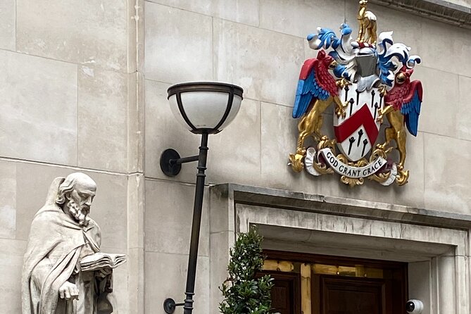 Money and Power in the City Sightseeing Tour - Starting with Roman and medieval London