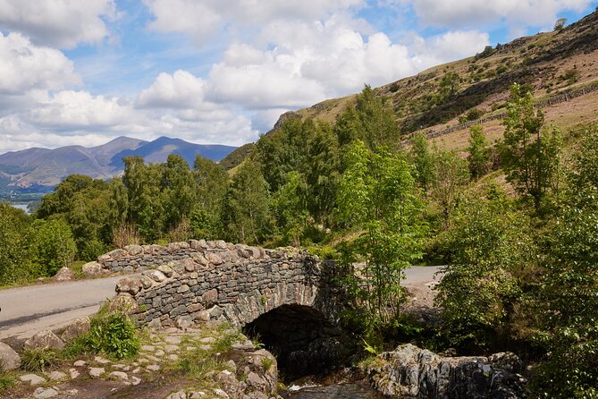 Mountain Goat Full Day Tour: Ten Lakes from Oxenholme - Honister Pass and Newlands Valley make the road part worthwhile
