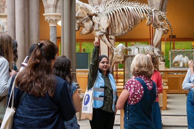 Natural History Museum Tour - by Uncomfortable Oxford™ - Practical details before you meet your guide