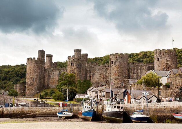 North Wales Sightseeing Adventure Day Trip from Manchester - Llandudno brings the day to the Welsh coast