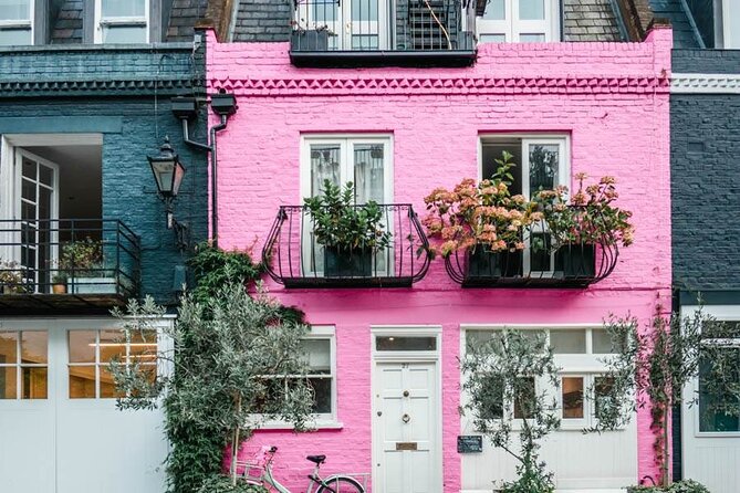Notting Hill Walking Private Tour - Portobello Road markets, from antiques to surprise stalls