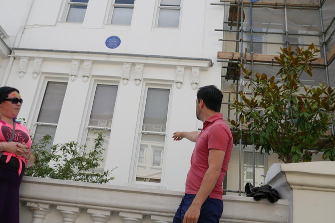 Notting Hill Walking Tour for Small Groups - The Travel Bookshop: a famous exterior