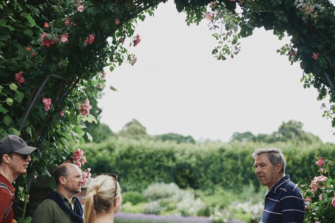 Notting Hill Walking Tour with Cream Tea - What Four Hours and $81.80 Really Buy You