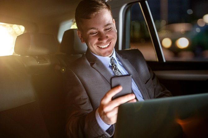 Nottinghamshire to London Heathrow Airport (LHR) Luxury Transfers - Drivers, communication, and the human side
