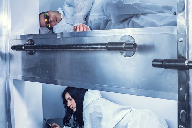One-hour Private Star Struck Escape Room Gaming in London - The Star Struck story in Camden