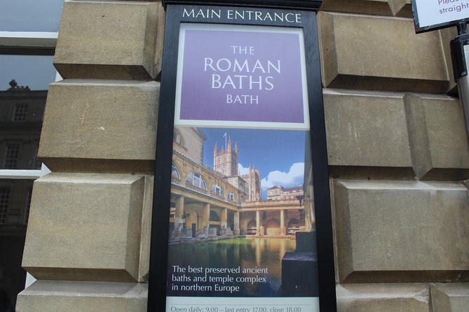 One Way or Round Trip Private Transfer: Heathrow Airport to Bath - A direct start to your Bath visit