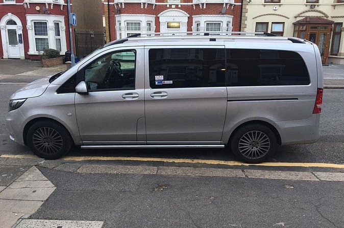 One Way Taxi Transfer from Harwich Seaport to London - What the vehicle includes for your group
