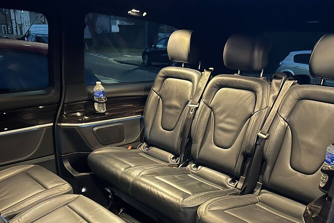 One Way Taxi Transfer from London Luton Airport to London City - Inside London Luton Airport arrivals