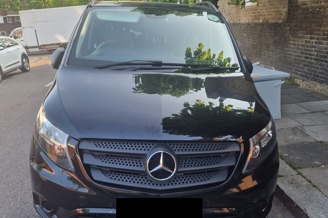 One Way Taxi Transfer from London to Heathrow Airport - A practical ride from your door to Heathrow