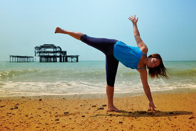 Outdoor Yoga Class at Brighton's Sea front - Finding the orange flag by the sea