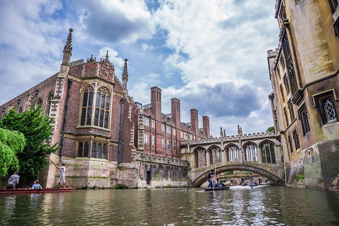 Oxford and Cambridge Universities Guided Day Trip from London - Senate House and Cambridge’s academic center