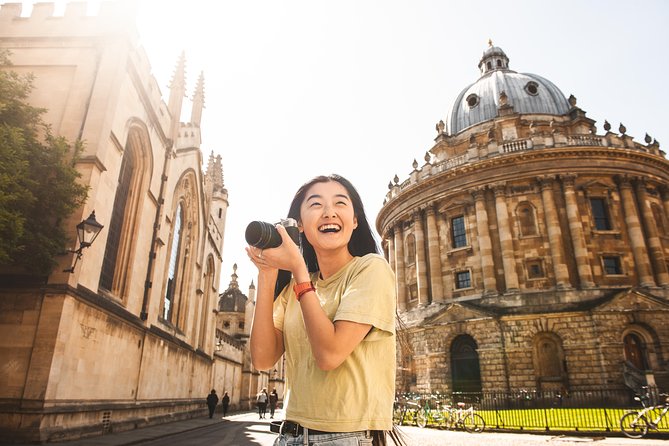 Oxford and Traditional Cotswolds Villages Small-Group Day Tour from London - The ride matters as much as the stops