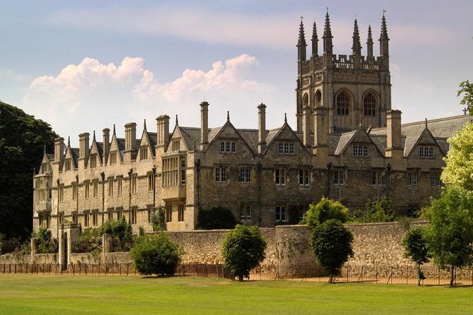 Oxford & Cambridge Universities Tour - The Bodleian Library and Oxford’s academic core