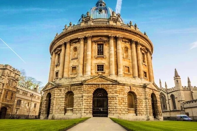 Oxford Official University & City Tour - Trinity College and Balliol College: Oxford’s oldest rivalries