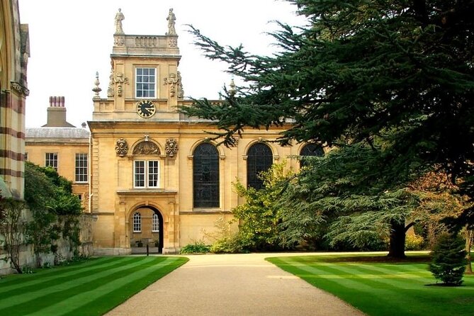 Oxford Official University & City Tour - Guide style, pace, and the occasional weak tour