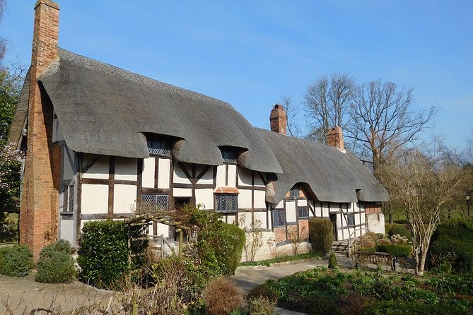 Oxford, Shakespeare Country & Warwick castle private Tour - Guides, comfort and the private format