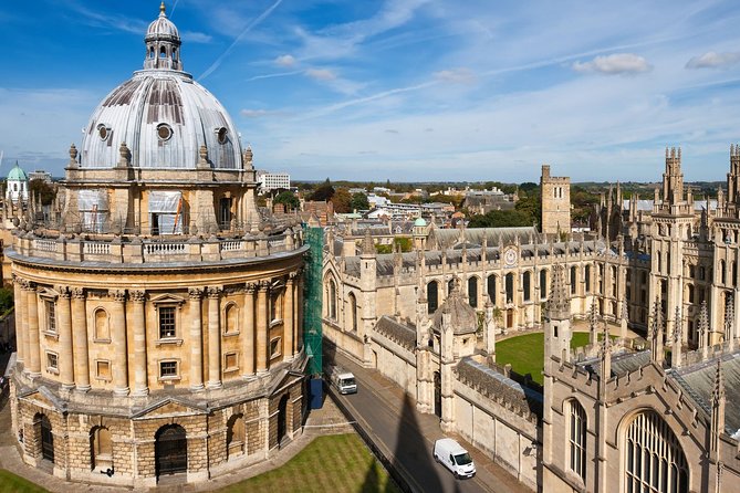 Oxford, Stratford, Cotswolds & Warwick Castle Tour from London - A big English day from Victoria